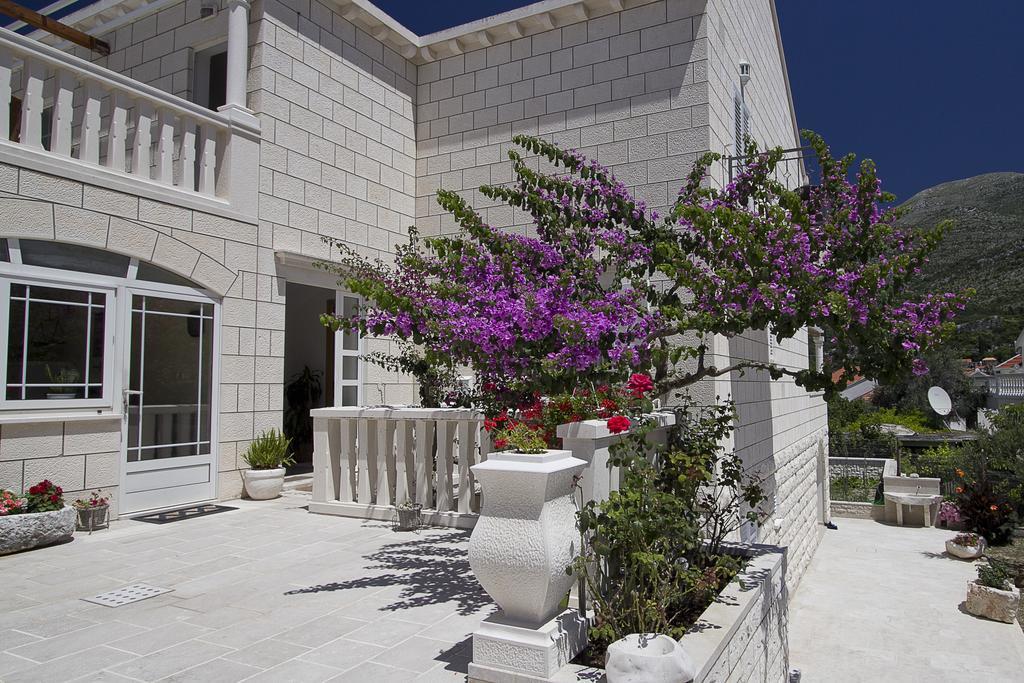 Apartments Nine סלאנו מראה חיצוני תמונה
