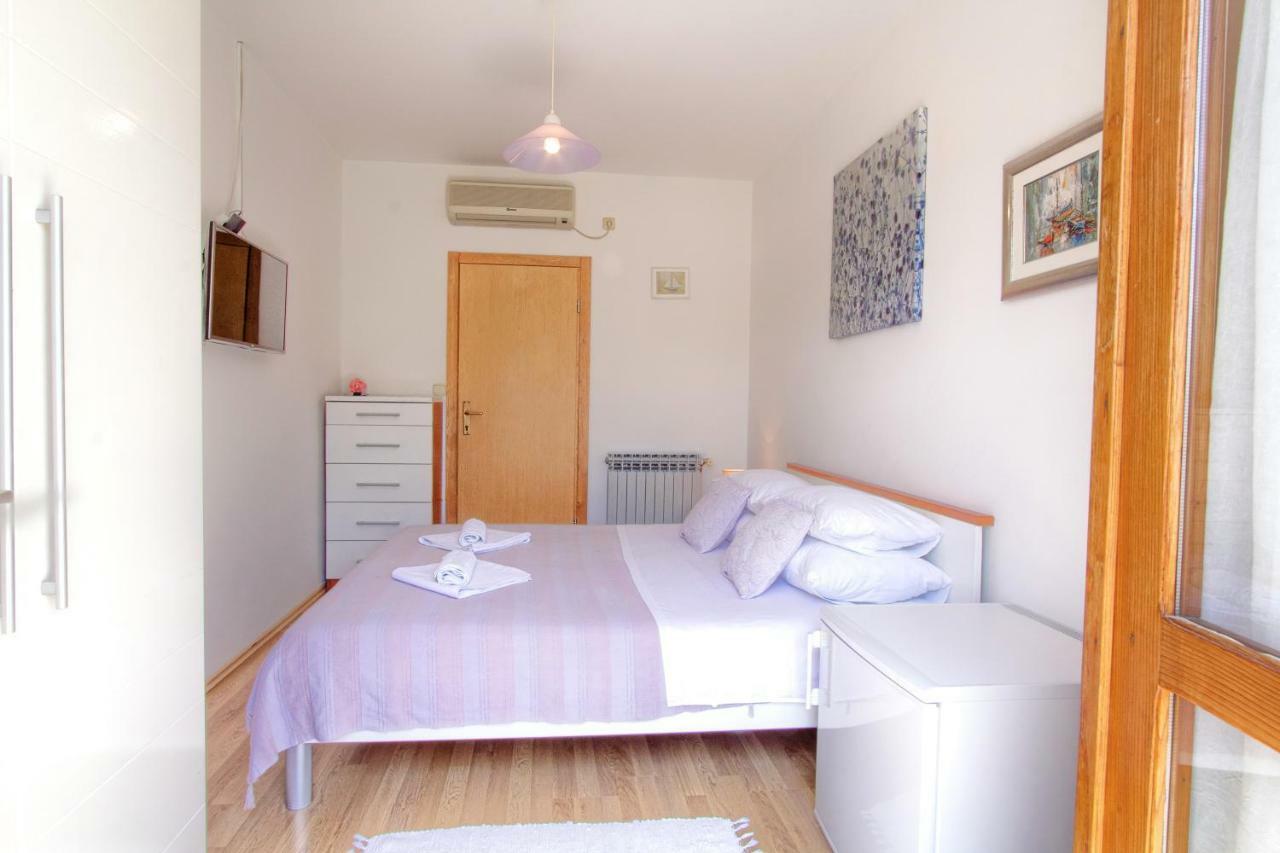 Apartments Nine סלאנו מראה חיצוני תמונה