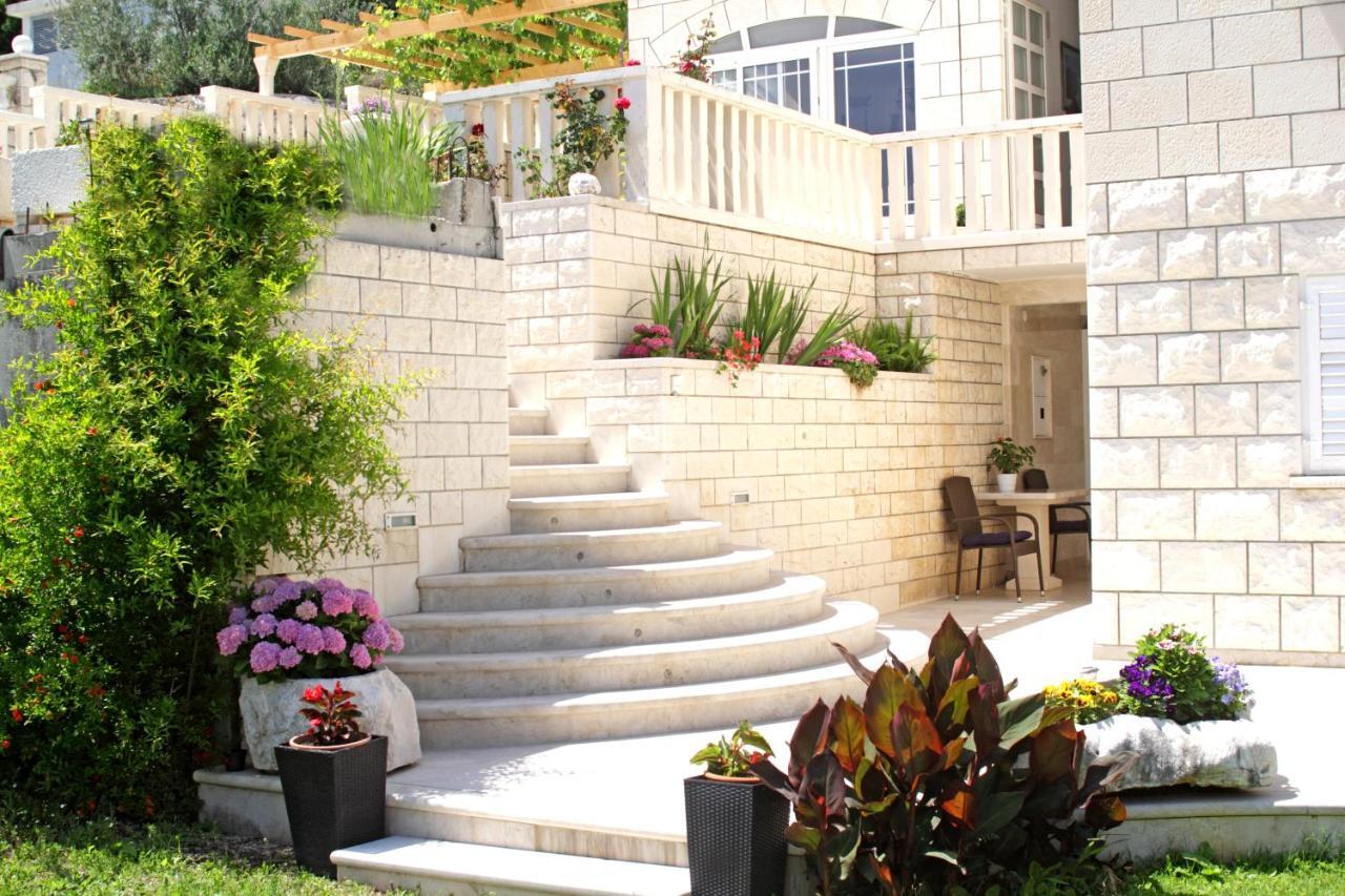 Apartments Nine סלאנו מראה חיצוני תמונה