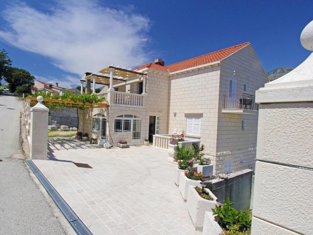 Apartments Nine סלאנו מראה חיצוני תמונה